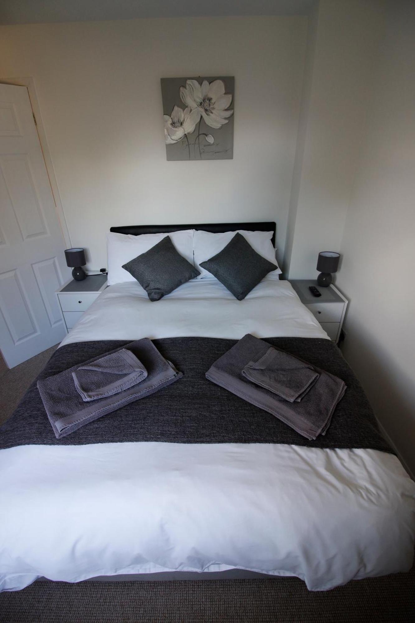 Hinckley Home Sleeps 5 Complete House Leicester Exteriér fotografie
