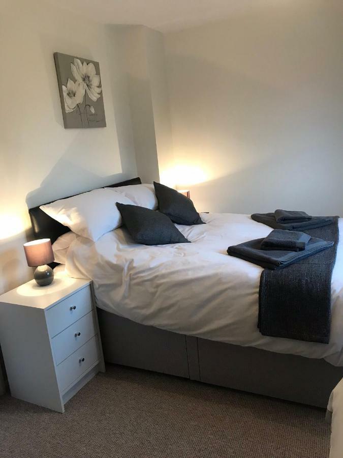 Hinckley Home Sleeps 5 Complete House Leicester Exteriér fotografie