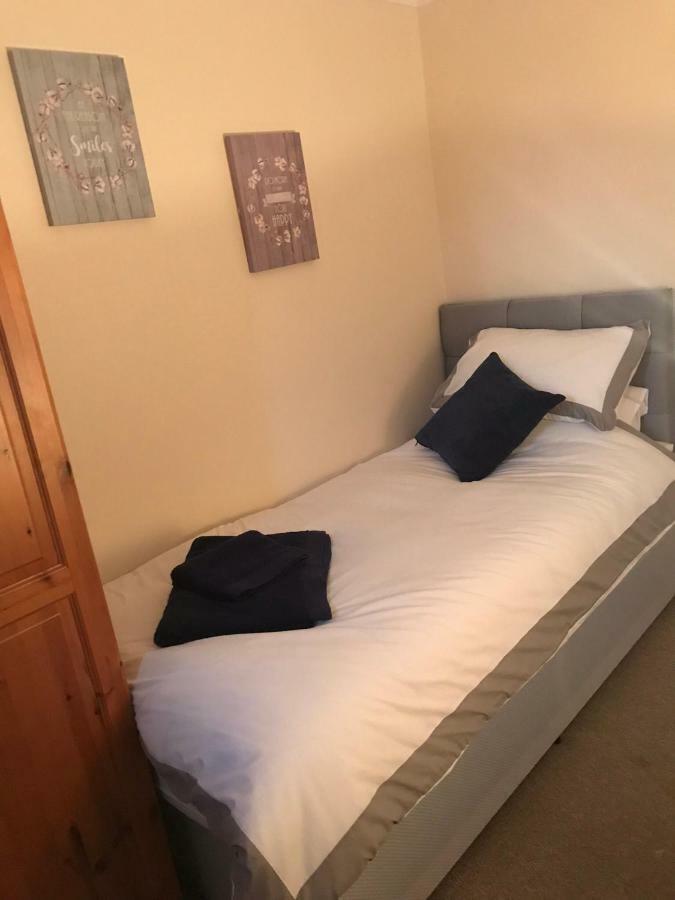 Hinckley Home Sleeps 5 Complete House Leicester Exteriér fotografie