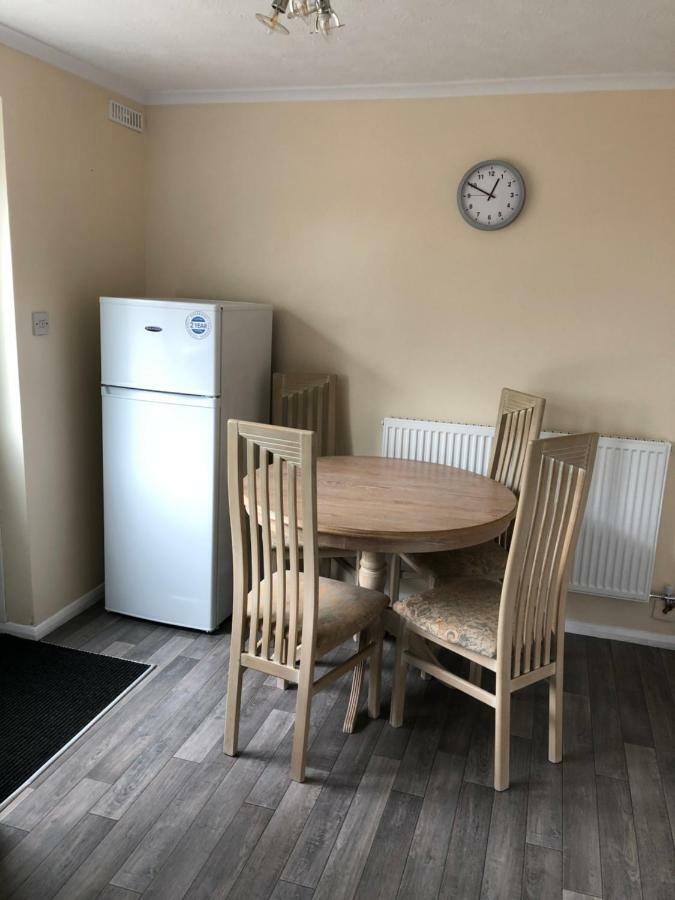 Hinckley Home Sleeps 5 Complete House Leicester Exteriér fotografie